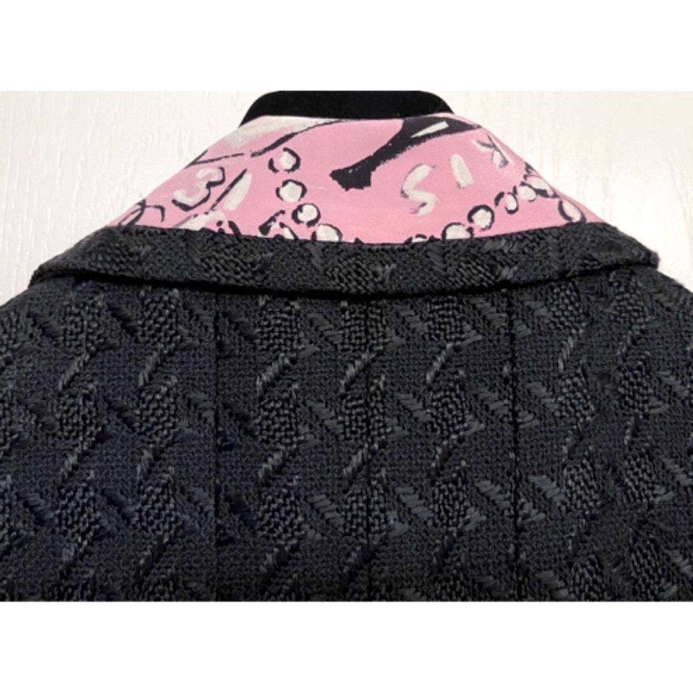 ✨Extremely Rare & Hard to find Vintage Iconic CHANEL S/S 1993 Runway Jacket Coat - Picture 6 of 16